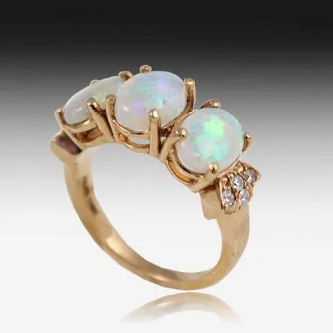 18kt Rose Gold Opal ring