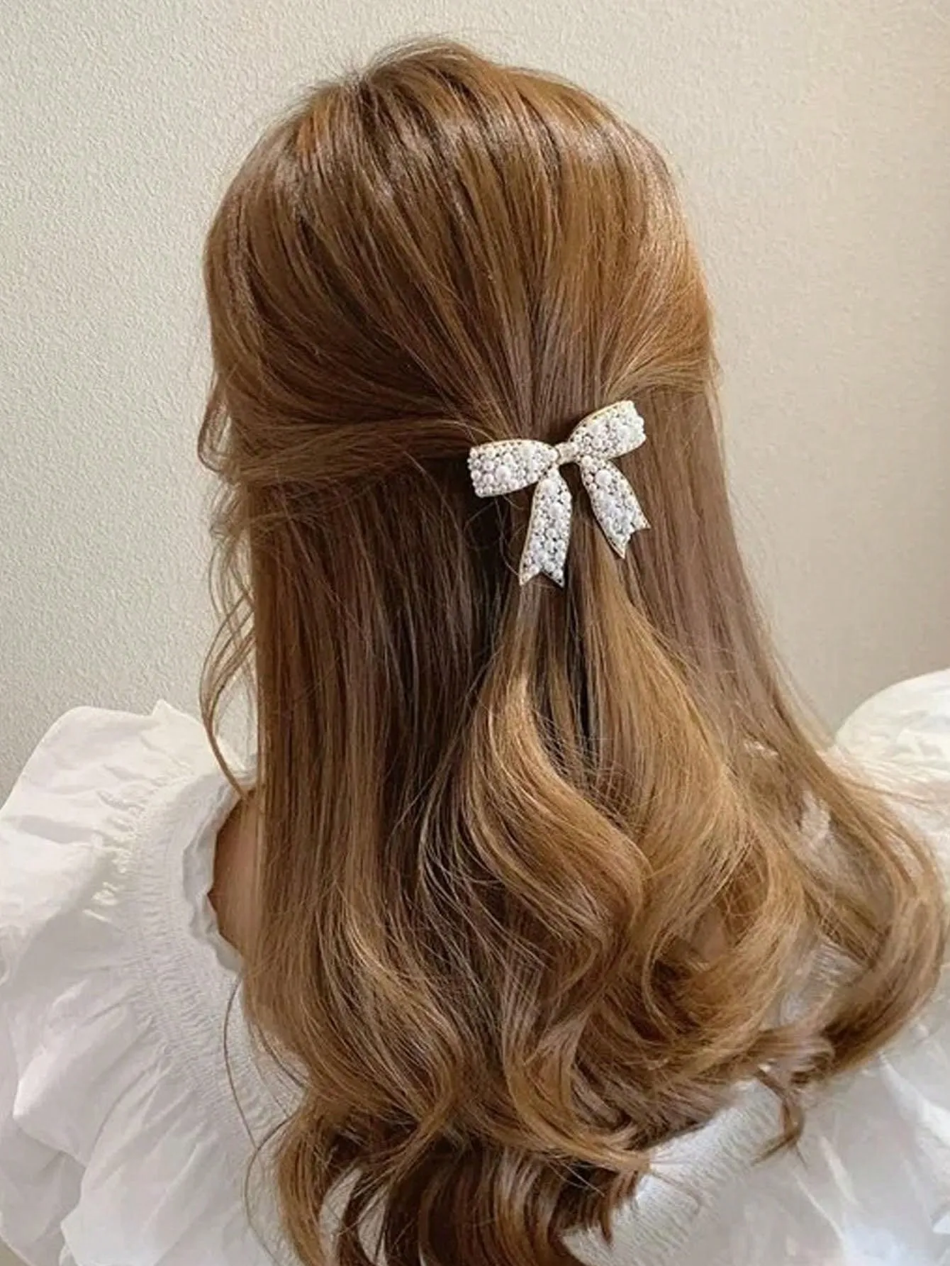 1pc Beautiful Elegant Pearl Bow Hair Clip for Women Barrette Styling Hair
