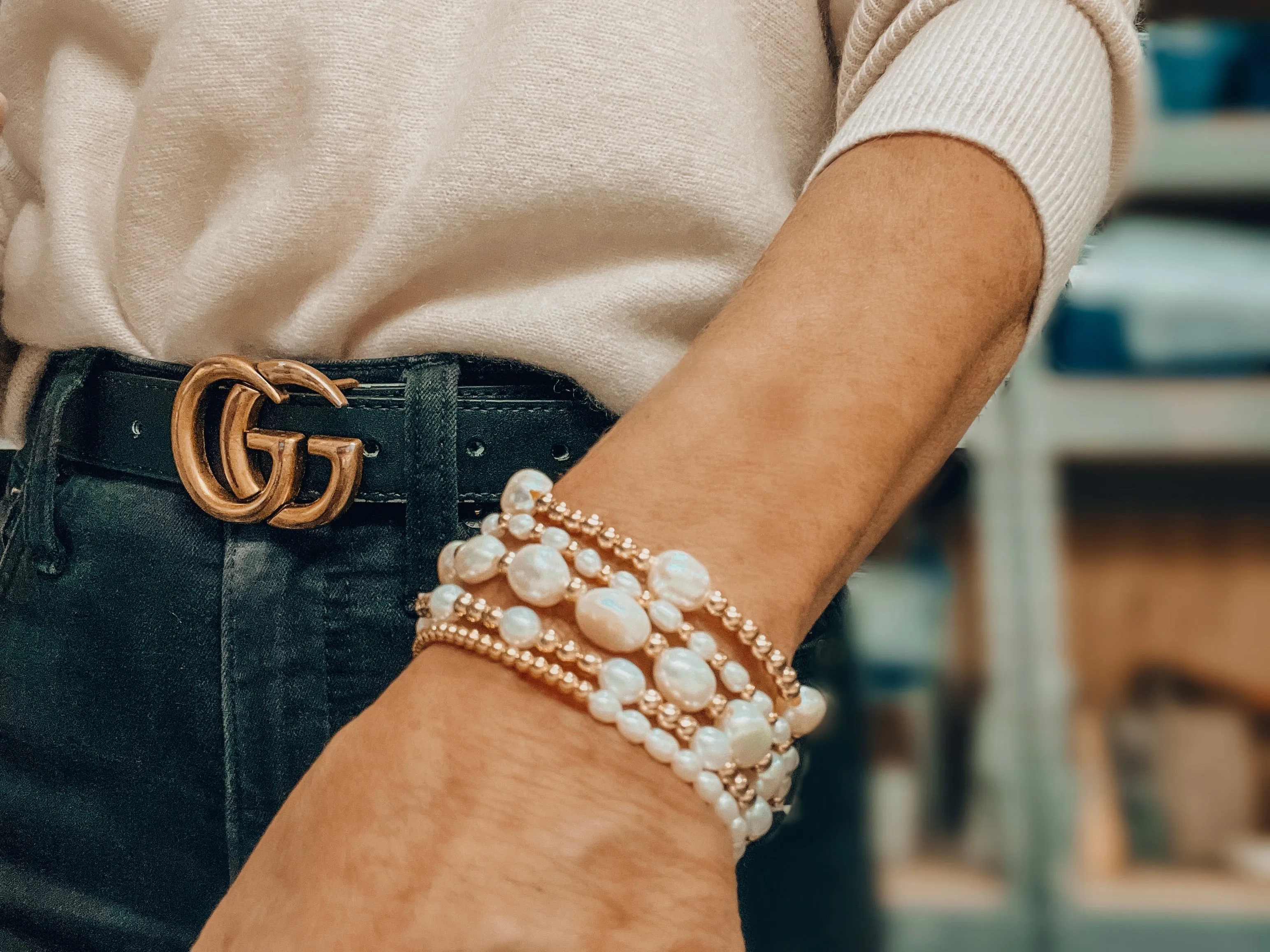 5 BAROQUE PEARL BRACELET
