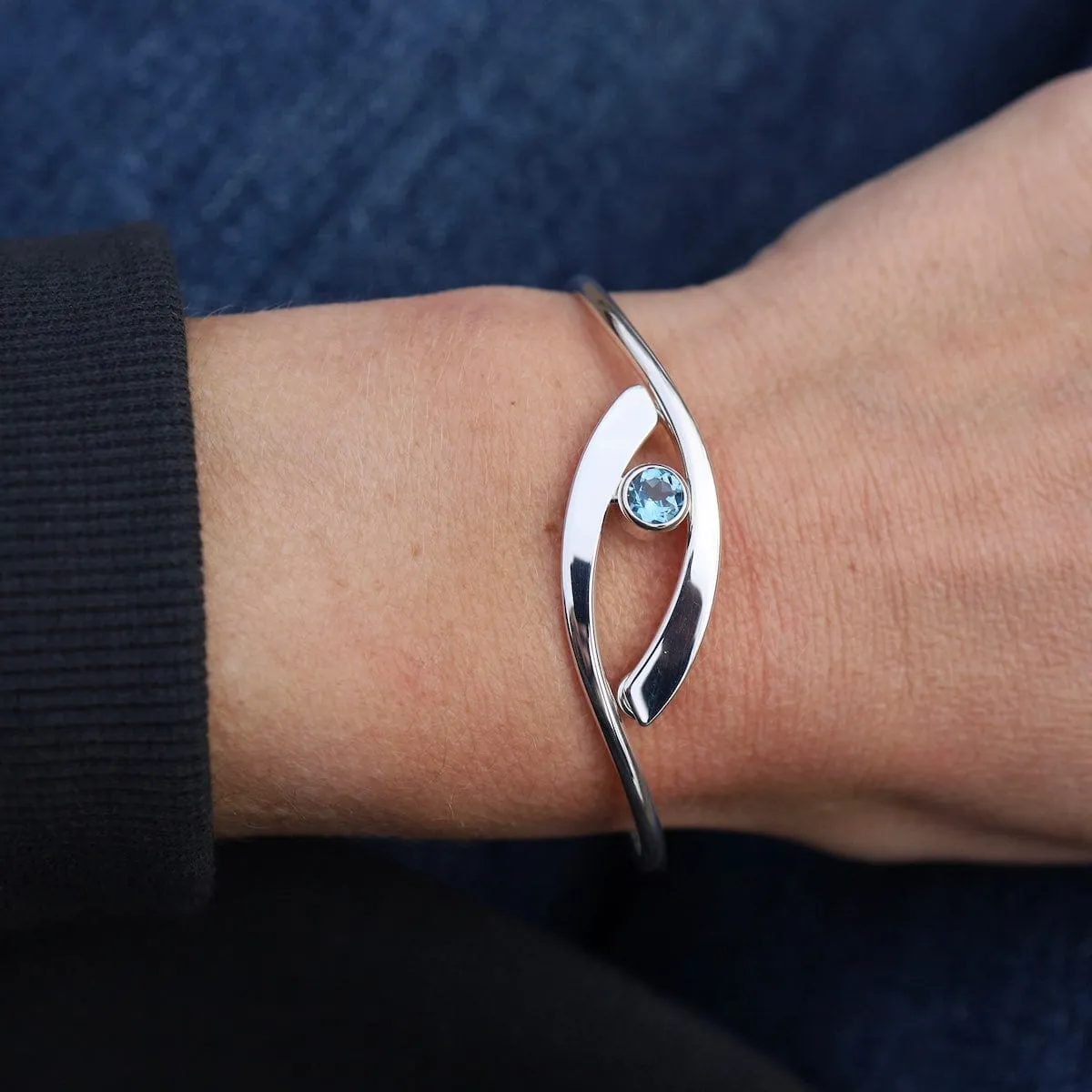 Blue Topaz Sensational Swing Bracelet