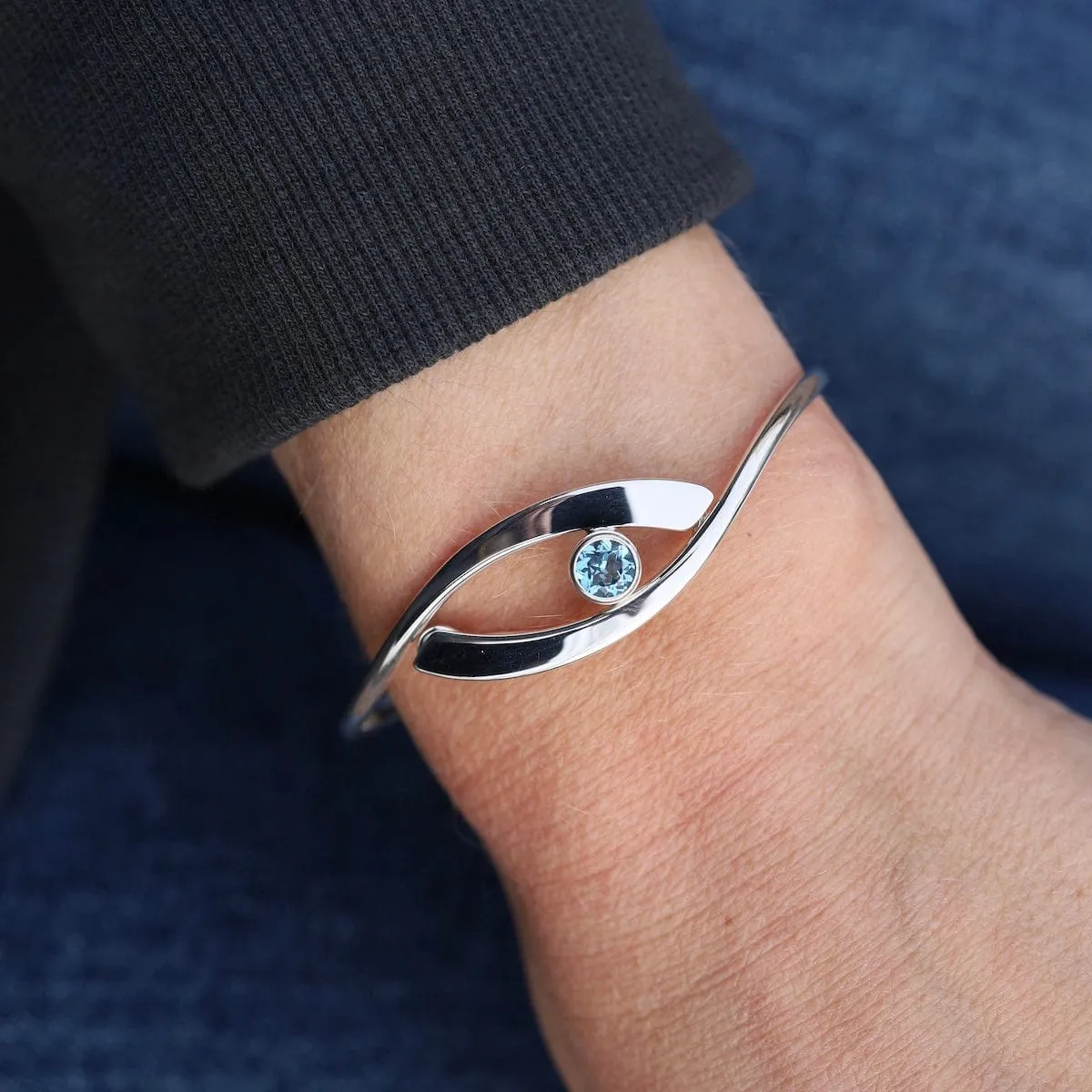 Blue Topaz Sensational Swing Bracelet