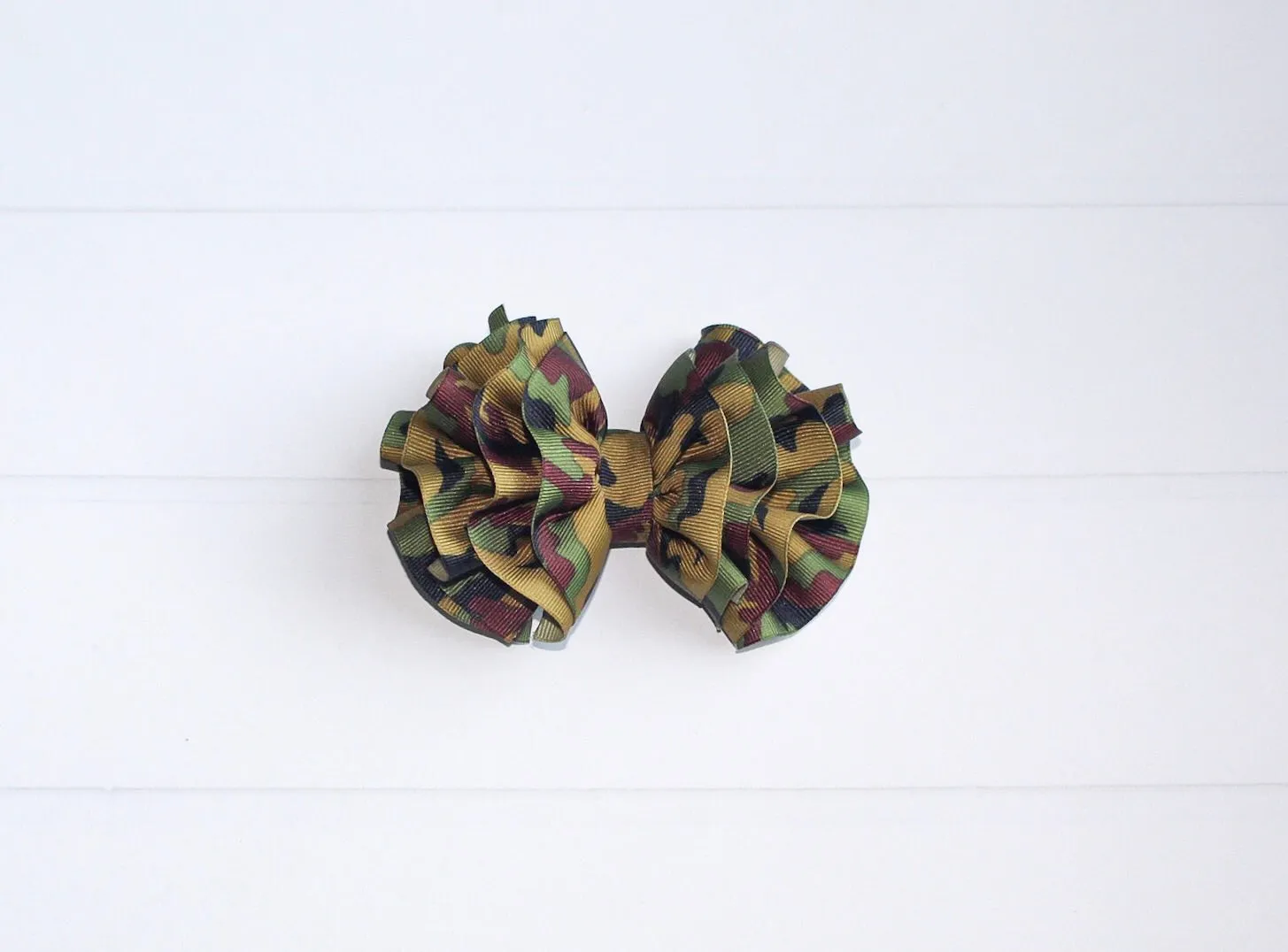 Camo Wavy Hair Bow I The Enchanted Magnolia