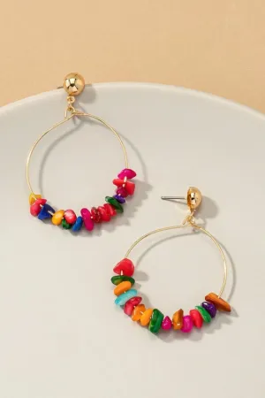 Dangling hoop with natural stone chips