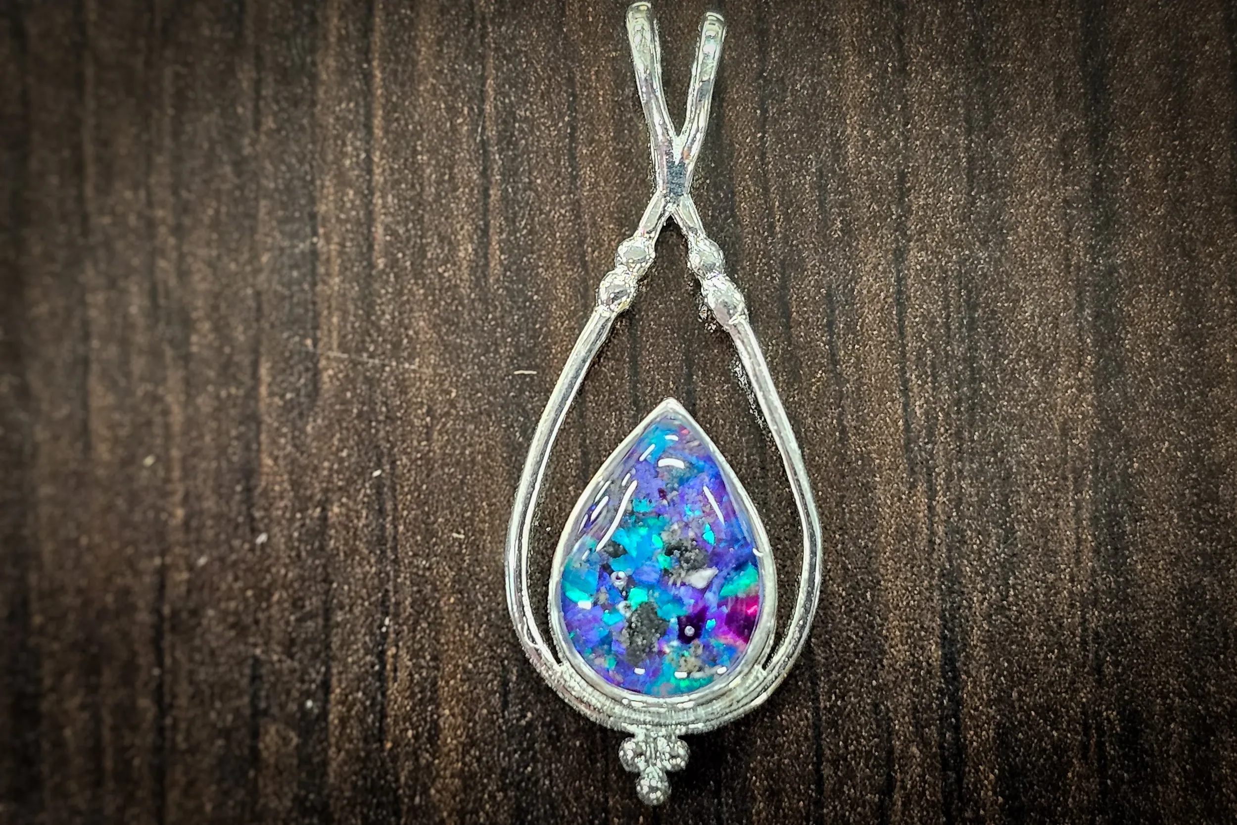 Double Spade Memorial Pendant with Cremation Ashes