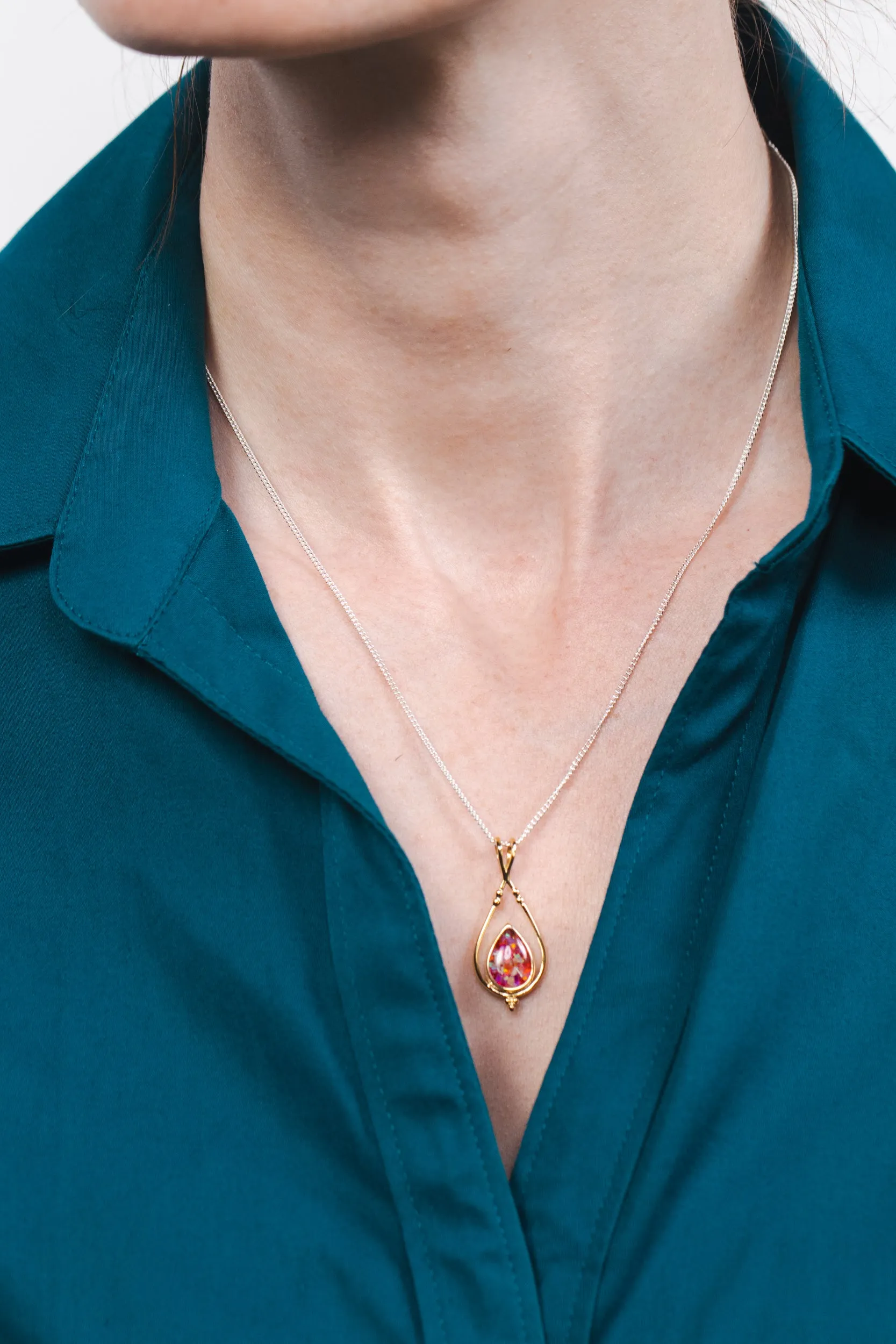 Double Spade Memorial Pendant with Cremation Ashes