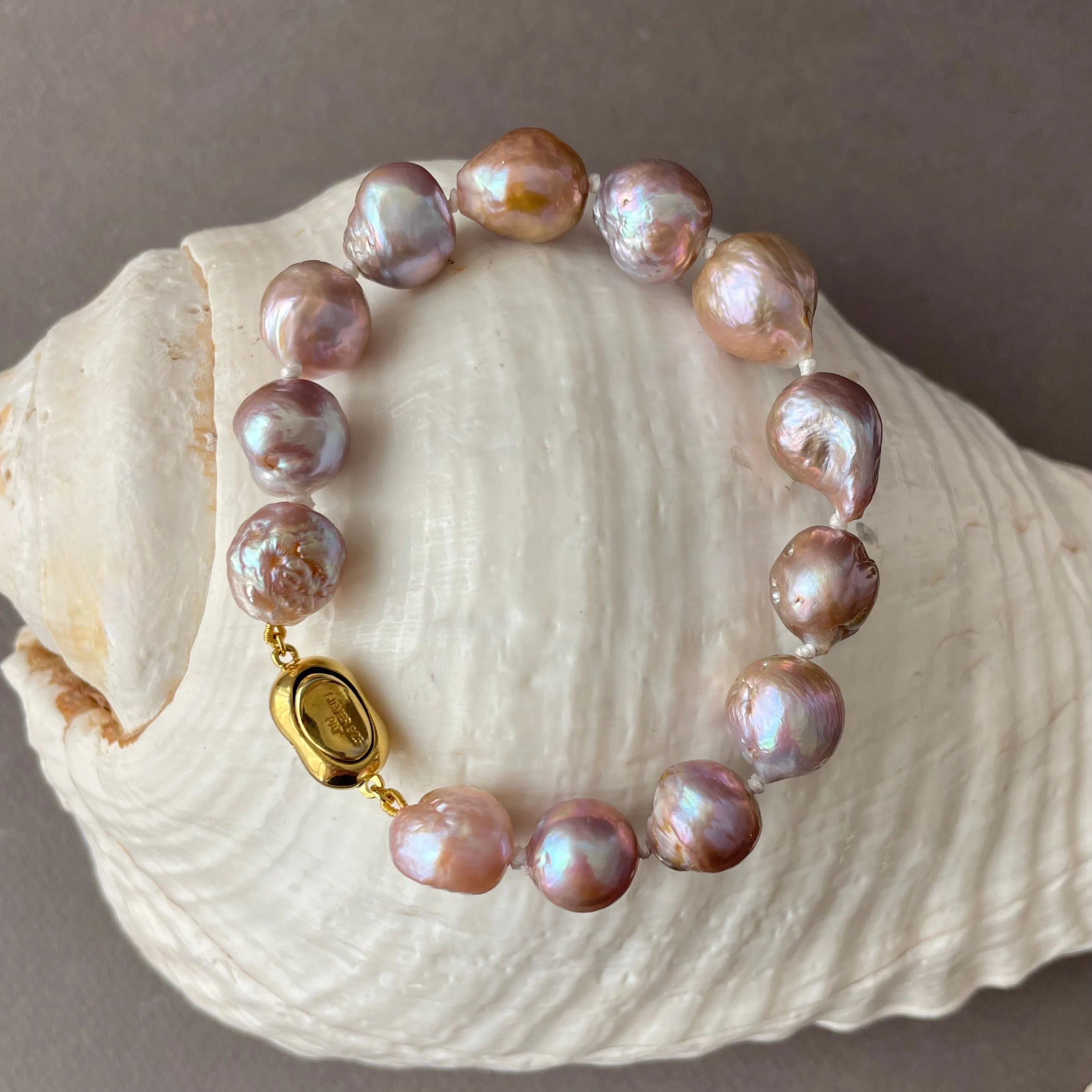giant JAPAN KASUMI pearl bracelet