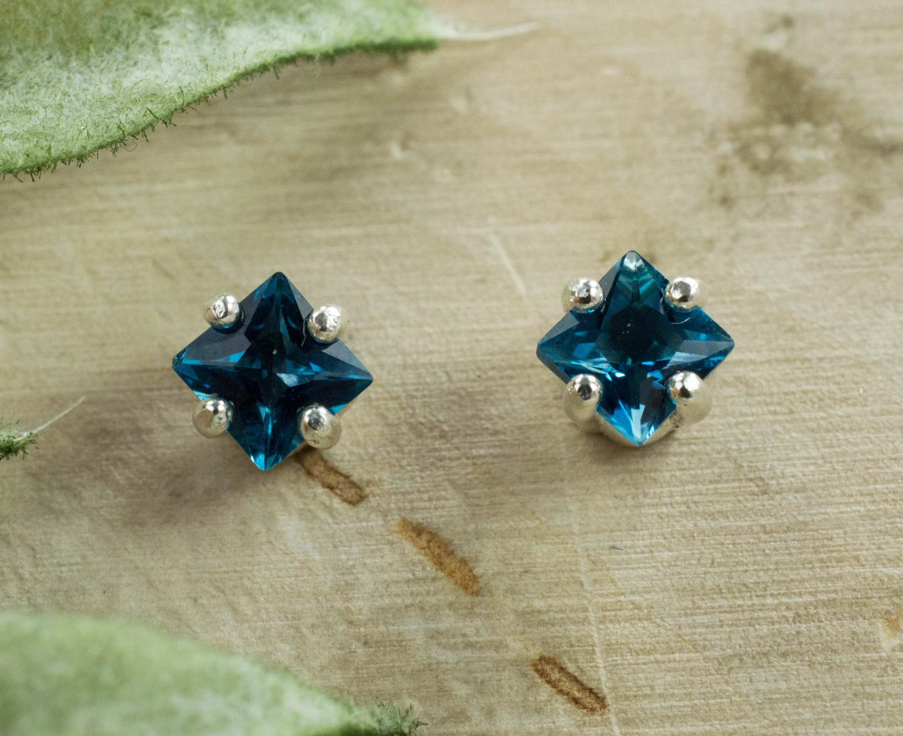 London Blue Topaz Earrings; Genuine Brazilian Topaz; 0.745cts