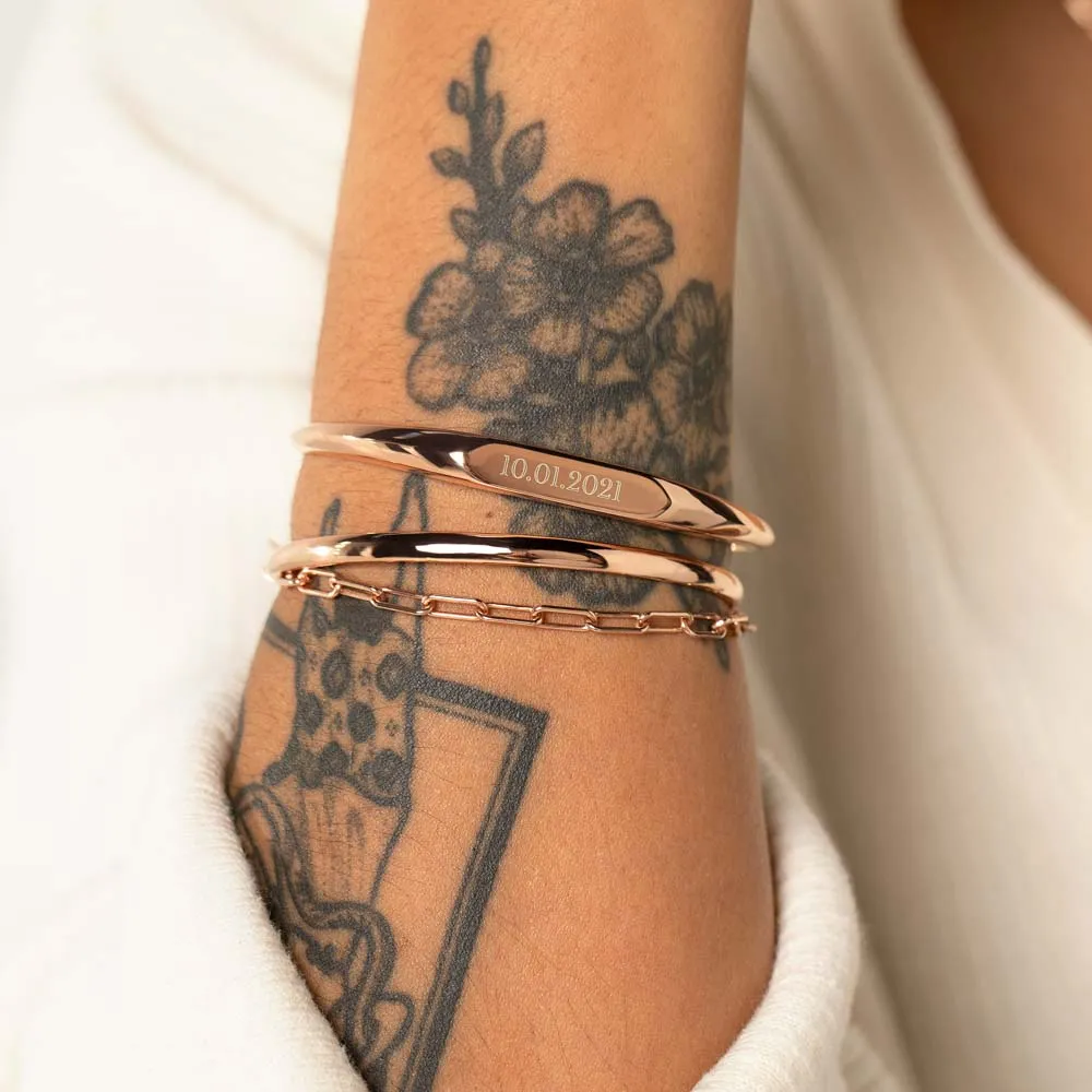 Polished Plain Bangle in Rose Gold