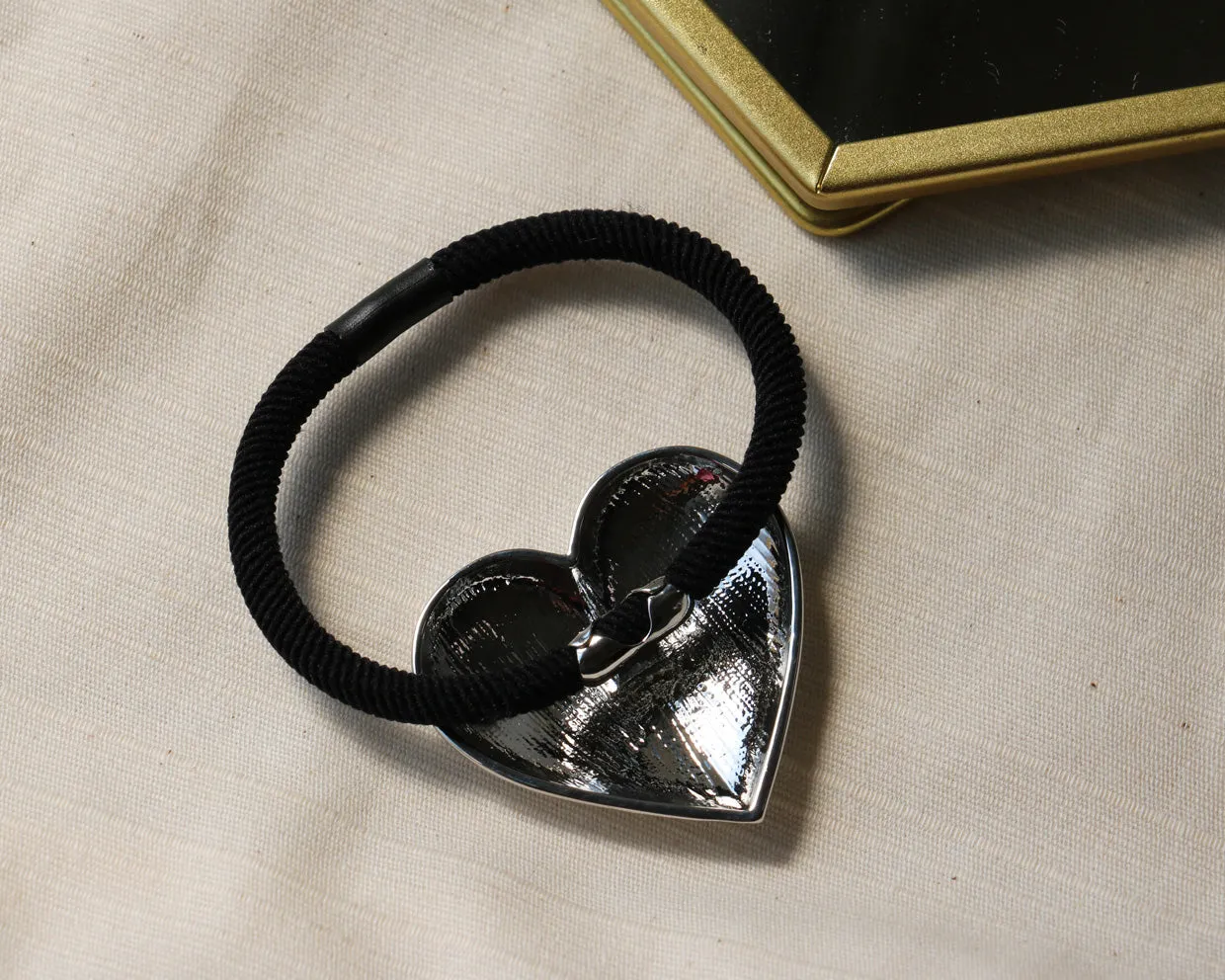 Silver Metal Heart Pony