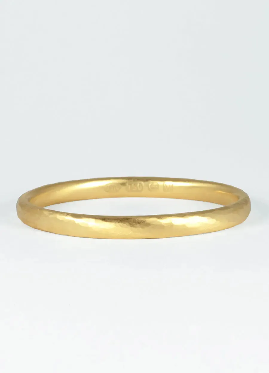 Solid 18ct Gold Hand Forged Oval Bangle