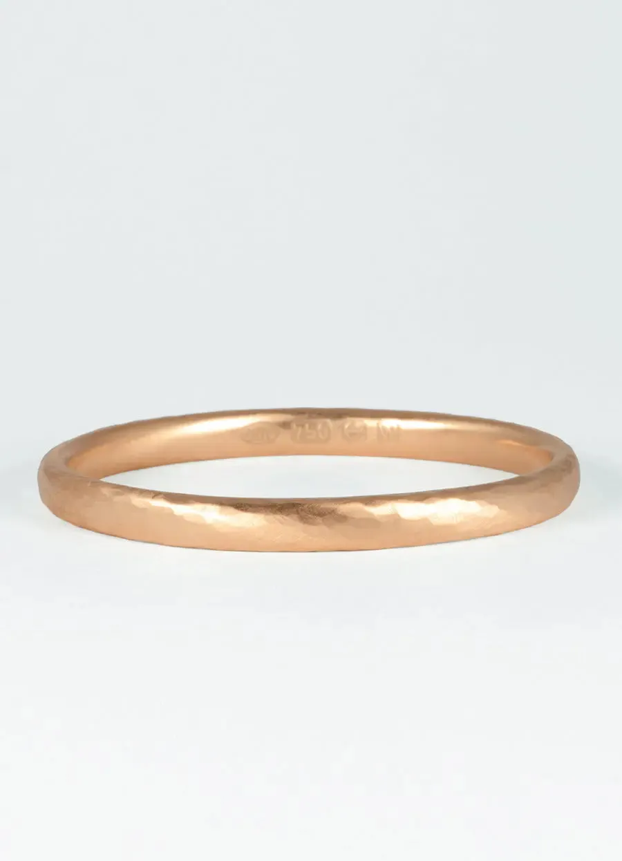 Solid 18ct Gold Hand Forged Oval Bangle