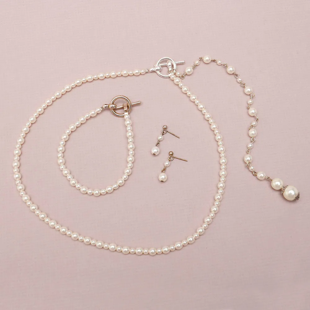 Taylor Bridal Jewellery Set with Back Drop