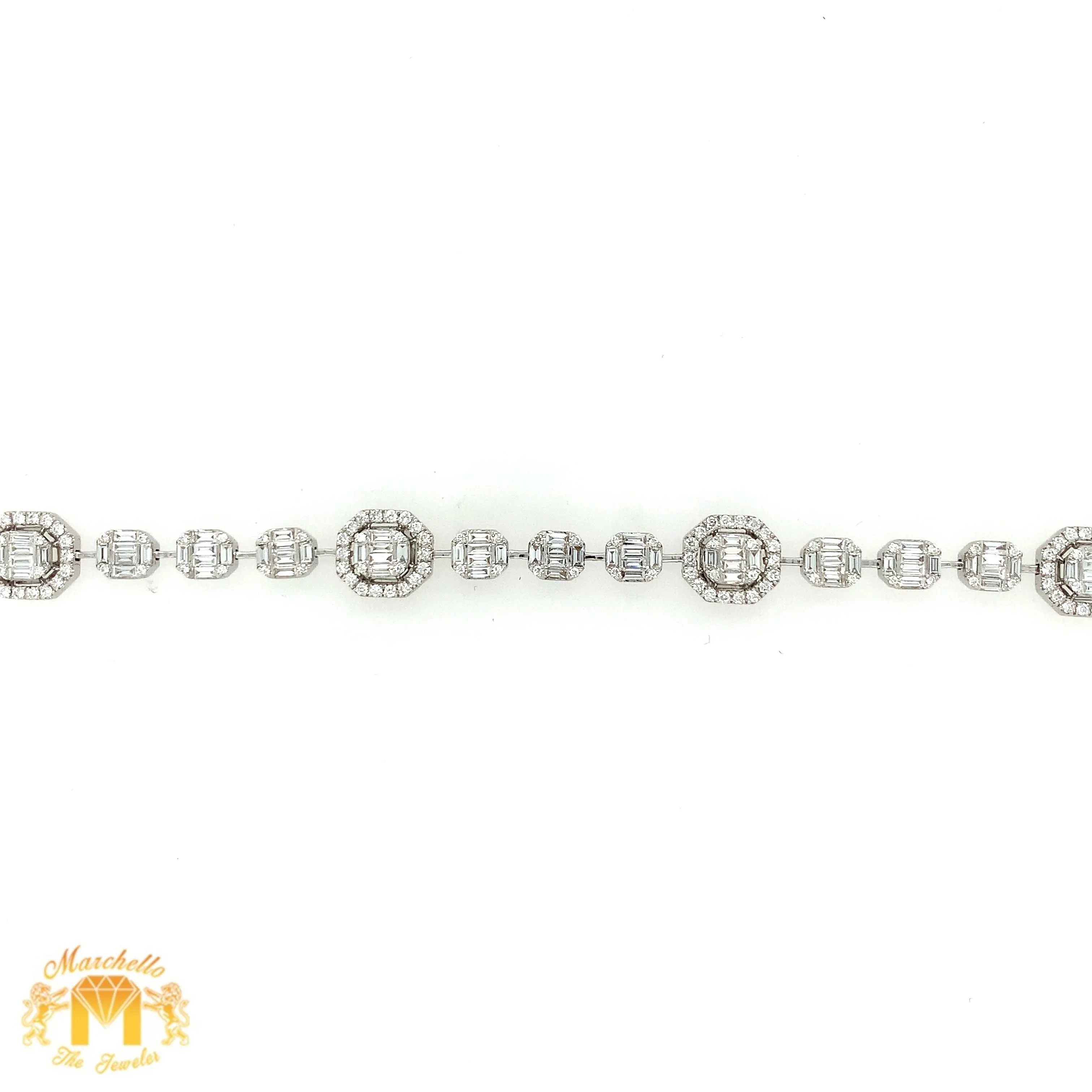 VVS/vs high clarity diamonds set in a 18k White Gold Octagon with a Halo Link Bracelet (VVS baguettes)